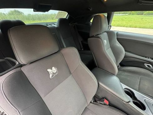 Used 2015 Dodge Challenger R/T Scat Pack RWD image 30