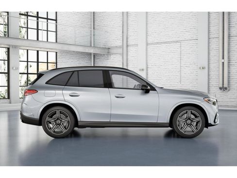 New 2026 Mercedes-Benz GLC 300 4MATIC image 2
