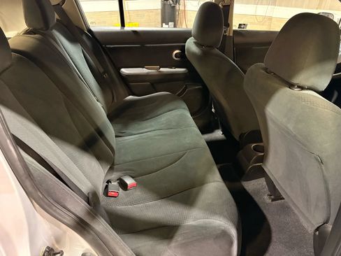 Used 2012 Nissan Versa 1.8 S FWD image 18