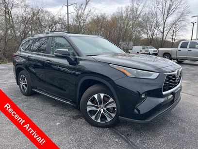 Used 2024 Toyota Highlander XLE