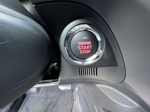 Certified 2025 Subaru Crosstrek 2.5i Limited w/ Crosstrek Mirror Package image 17