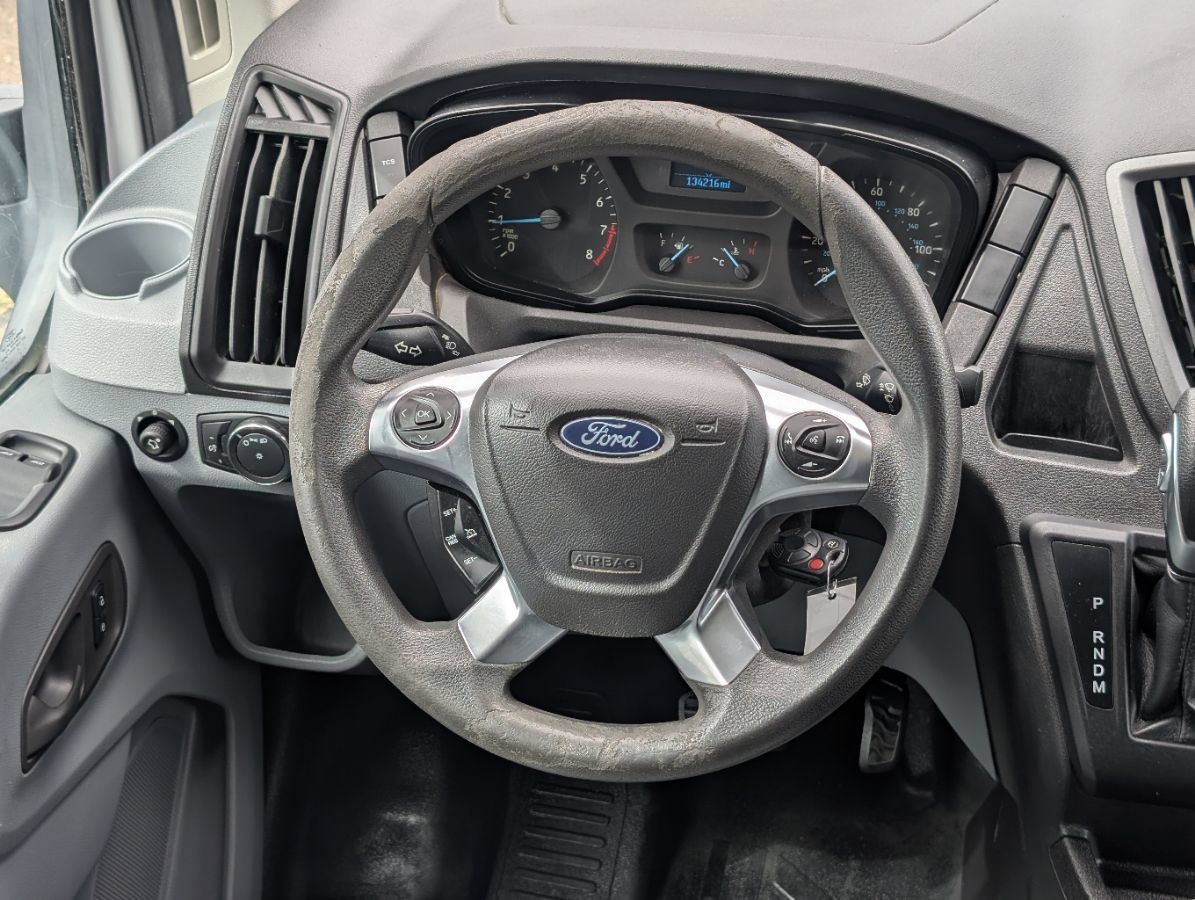 Used 2018 Ford Transit 250 148 Medium Roof RWD image 17