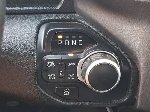 Used 2020 RAM 1500 Big Horn AWD/4WD image 14
