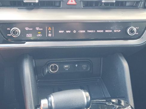Used 2023 Kia Sportage EX FWD image 21