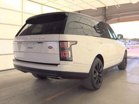 Used 2018 Land Rover Range Rover Long Wheelbase Supercharged image 3