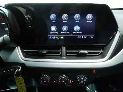Used 2025 Chevrolet Trax RS w/ Driver Confidence Package FWD image 16