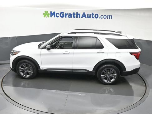 Used 2025 Ford Explorer Active w/ Active Comfort Package AWD/4WD image 26