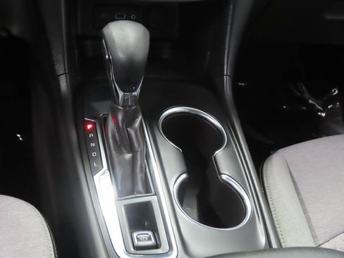 Used 2024 Chevrolet Equinox LS FWD image 10