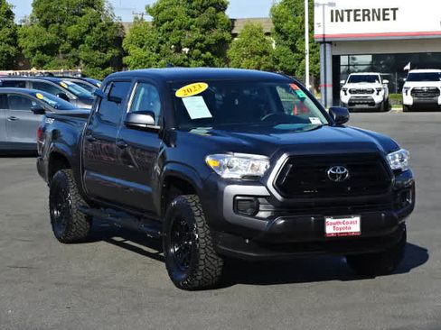 Used 2023 Toyota Tacoma SR AWD/4WD image 2
