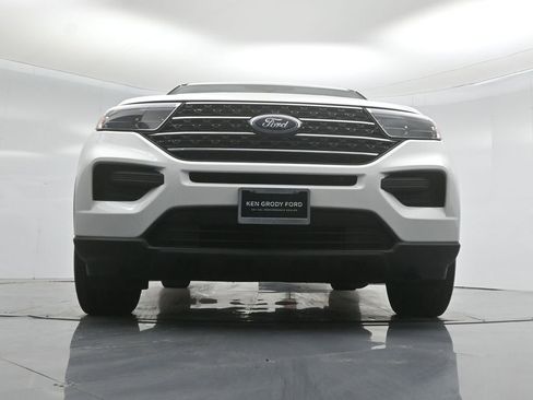 Used 2023 Ford Explorer XLT RWD image 47