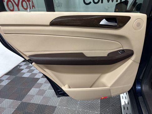 Used 2017 Mercedes-Benz GLS 450 4MATIC image 17