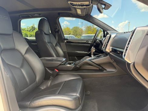 Used 2017 Porsche Cayenne GTS AWD/4WD image 15