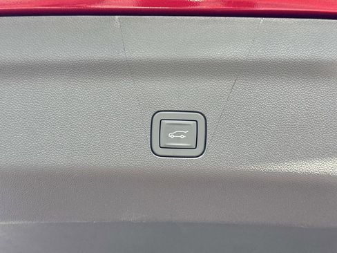 New 2026 Cadillac Escalade ESV Platinum Sport w/ LPO, ONYX Package image 12