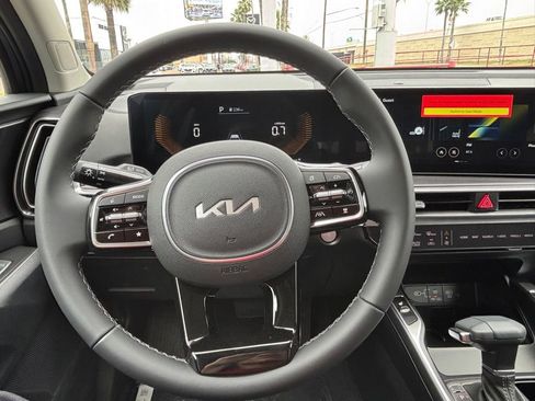 New 2025 Kia Sorento S w/ Panoramic Sunroof Package FWD image 11