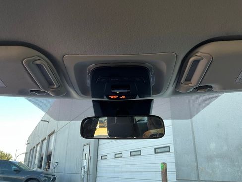 Used 2025 Toyota Corolla LE image 15