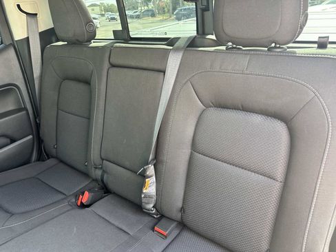 Used 2022 Chevrolet Colorado LT w/ LT Convenience Package image 13