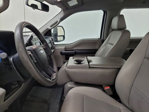 Used 2019 Ford F250 XL image 17