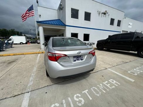 Used 2014 Toyota Corolla S FWD image 46