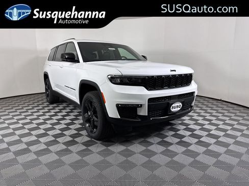 New 2025 Jeep Grand Cherokee L Limited w/ Black Appearance Package image 1