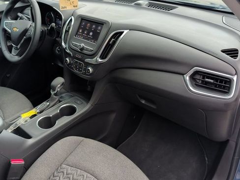 Used 2024 Chevrolet Equinox LT FWD image 30