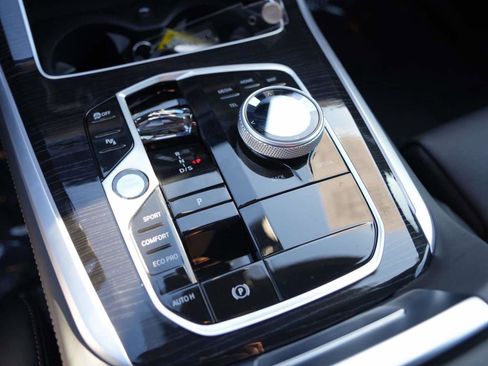 Certified 2026 BMW X5 sDrive40i w/ Executive Package image 18