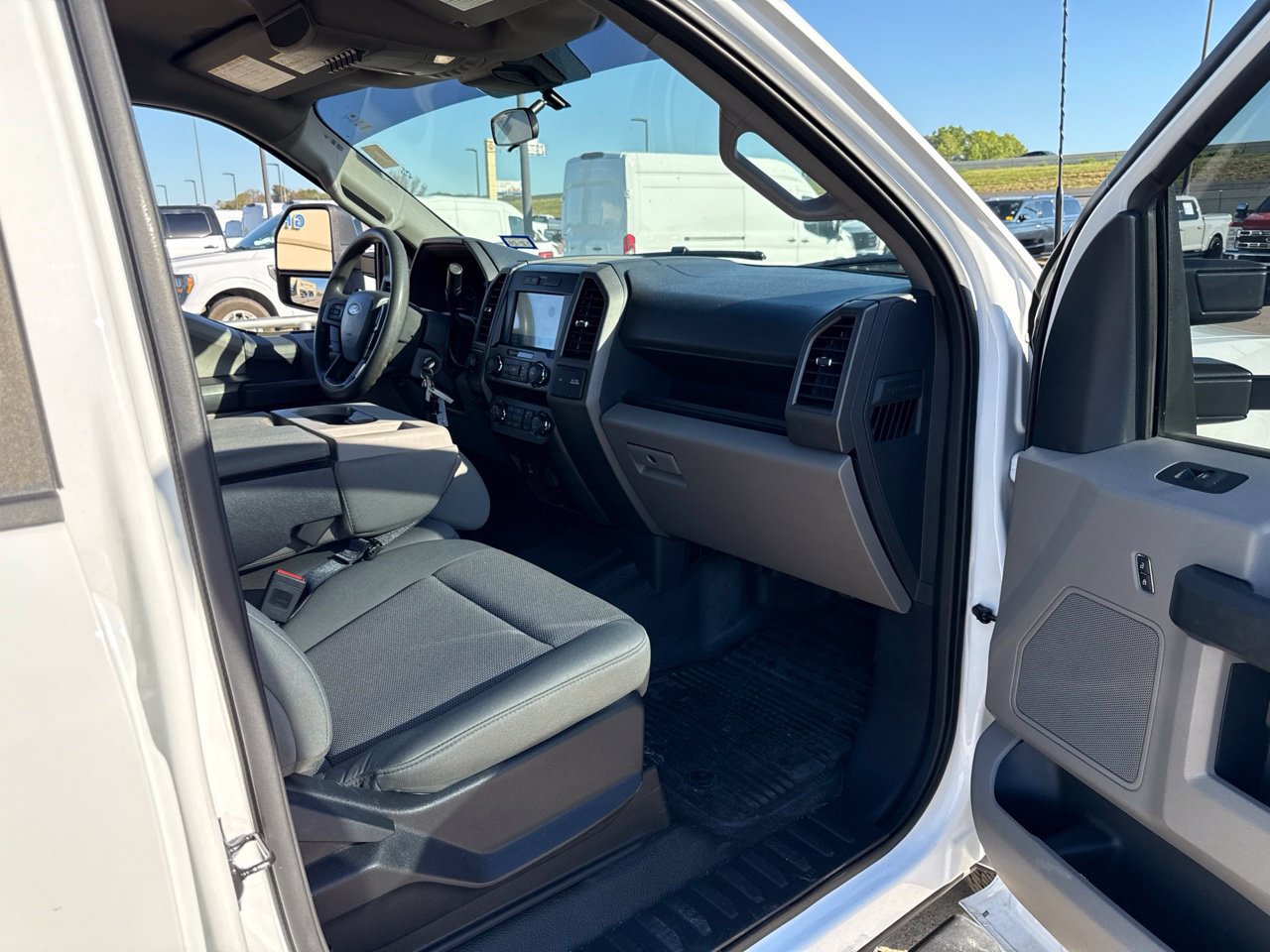Used 2022 Ford F250 XL w/ Power Equipment Group AWD/4WD image 14
