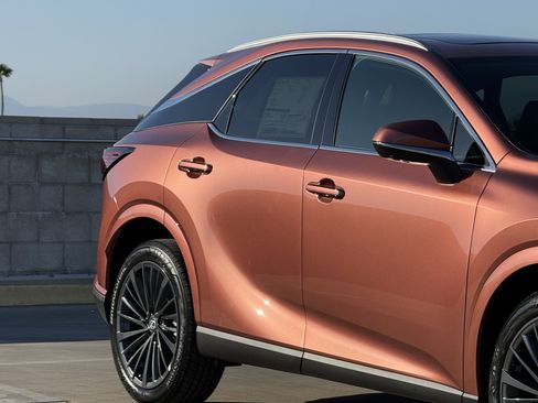 New 2026 Lexus RX 350 FWD image 5