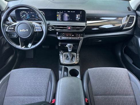 Used 2024 Kia Seltos S AWD/4WD image 13