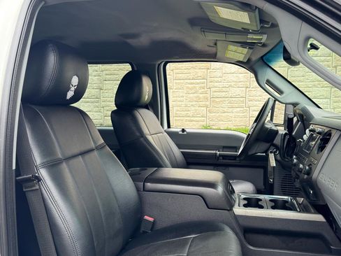 Used 2015 Ford F250 XL w/ Power Equipment Group image 41