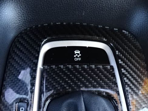 Used 2025 Toyota Corolla LE FWD image 31
