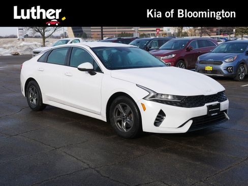 Used 2023 Kia K5 LXS image 1