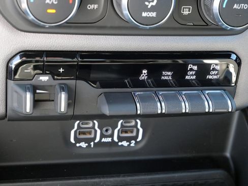 Used 2021 RAM 2500 Laramie AWD/4WD image 23