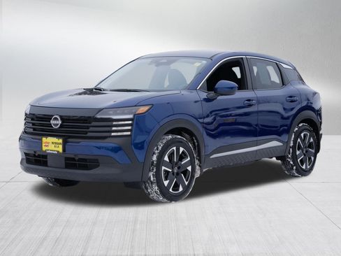 Certified 2025 Nissan Kicks SV w/ Illumination Package image 3