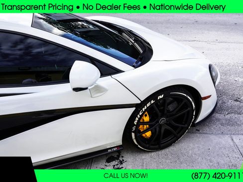 Used 2016 McLaren 570S Coupe 2D image 21