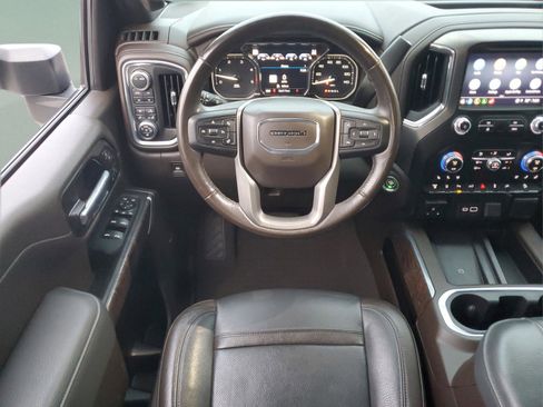 Used 2022 GMC Sierra 2500 Denali w/ Technology Package image 8