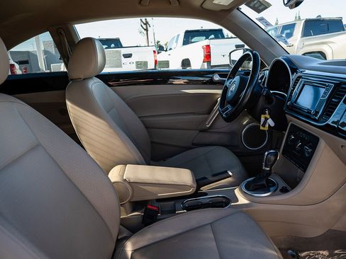 Used 2016 Volkswagen Beetle 1.8T SE image 15