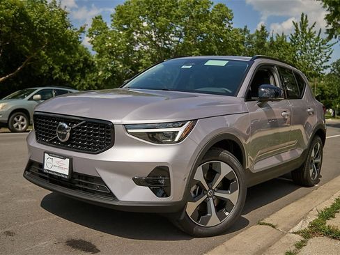 New 2026 Volvo XC40 B5 Plus w/ Protection Package Premier image 1