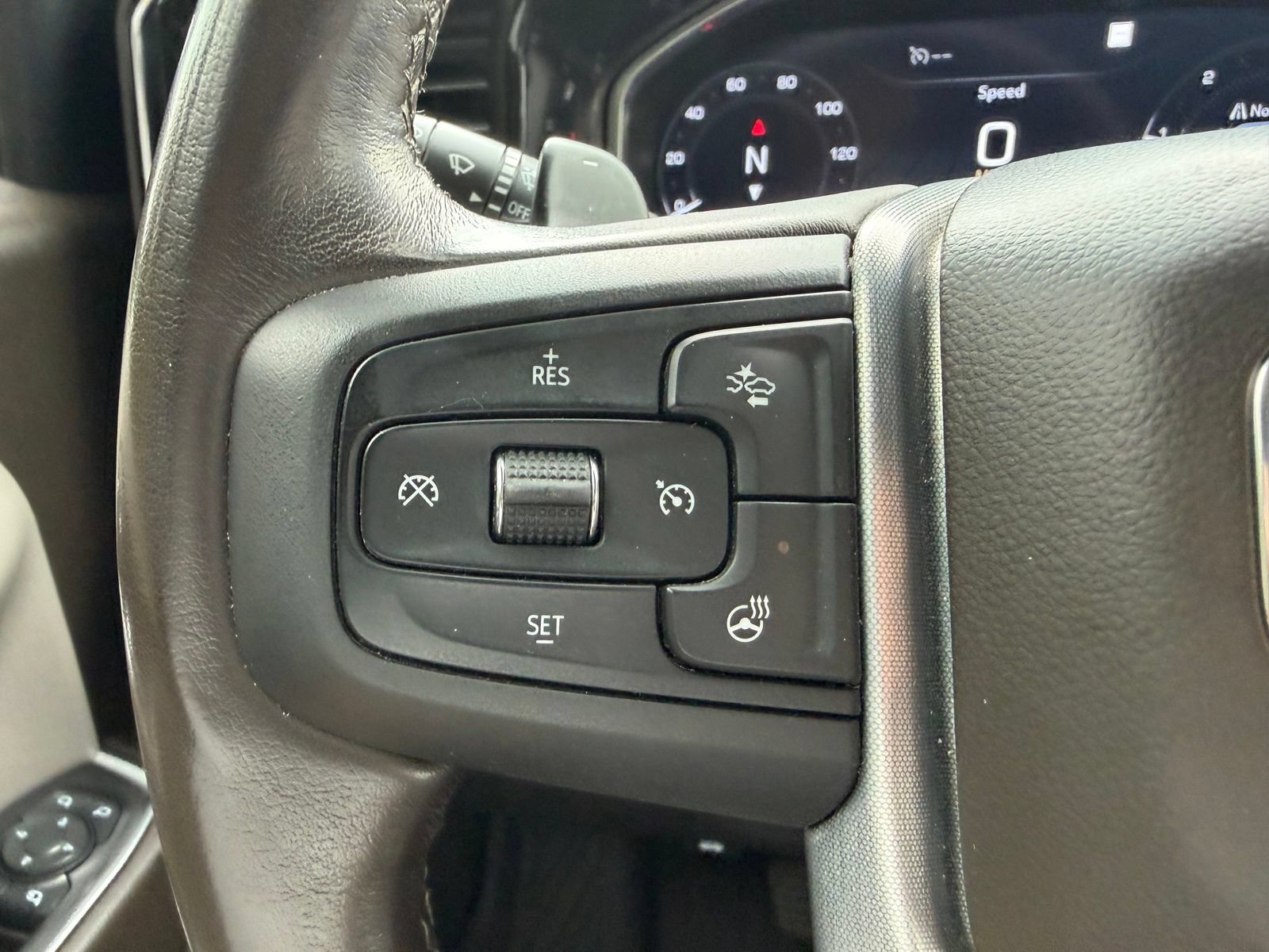 Used 2022 GMC Sierra 1500 SLT w/ SLT Premium Package AWD/4WD image 14