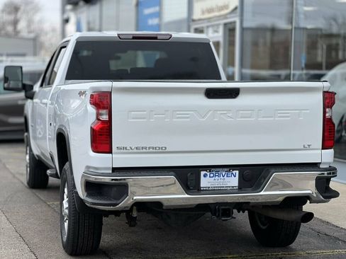 Used 2020 Chevrolet Silverado 2500 LT AWD/4WD image 3