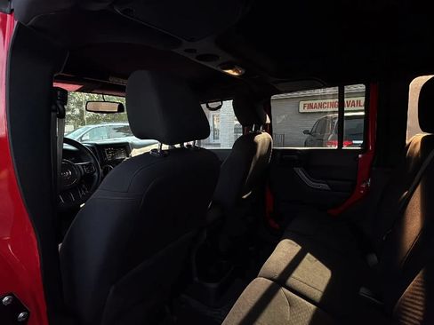 Used 2015 Jeep Wrangler Unlimited Sport w/ Quick Order Package 24S AWD/4WD image 14