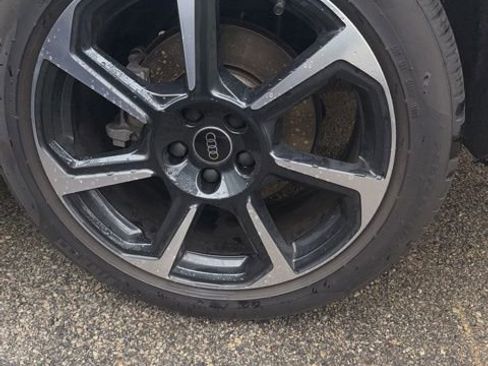 Used 2025 Audi Q3 2.0T Premium Plus w/ Premium Plus Package image 5