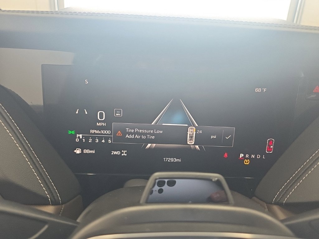 Used 2025 GMC Yukon Denali Ultimate AWD/4WD image 54