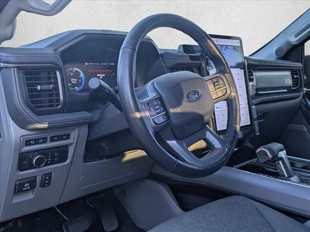 Used 2024 Ford F150 Lightning Flash AWD/4WD image 4
