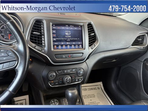 Used 2020 Jeep Cherokee Trailhawk w/ Comfort/Convenience Group AWD/4WD image 20