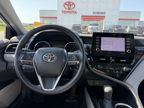 Used 2024 Toyota Camry LE AWD/4WD image 12