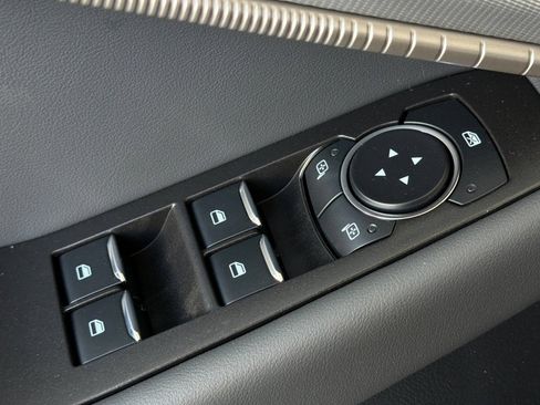 New 2026 Ford Explorer Active RWD image 12