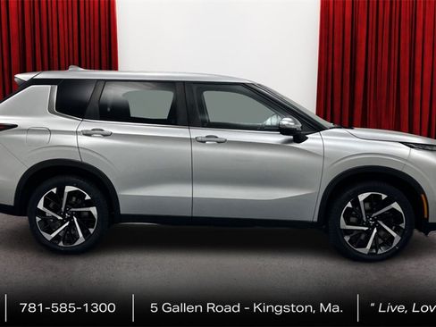 Used 2022 Mitsubishi Outlander ES image 4