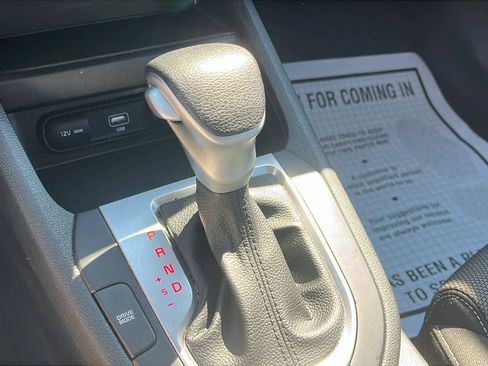 Used 2023 Kia Forte LXS FWD image 17