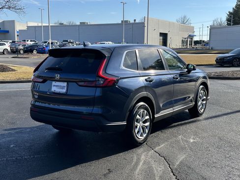 Used 2025 Honda CR-V LX image 10