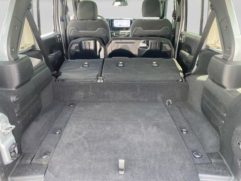 Used 2024 Jeep Wrangler Unlimited Rubicon 4xe AWD/4WD image 26